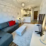 Lägenhet Decor 2 Metro Fast Wifi 55'tv Netflix Hbo Cozy Warszawa