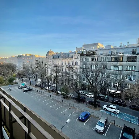 Decor 2 Metro Fast Wifi 55'tv Netflix Hbo Cozy Апартаменты